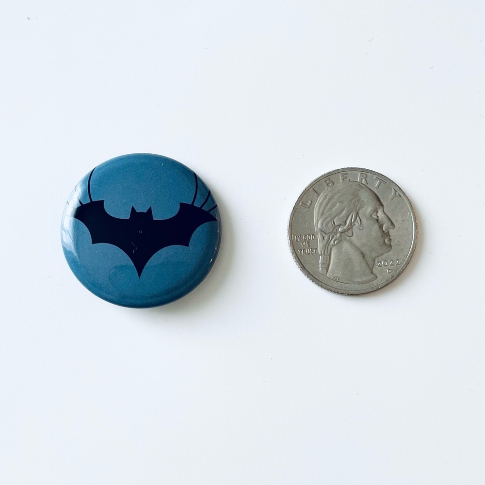 📍 5/$20 DC Comics "Batman” Pin Button